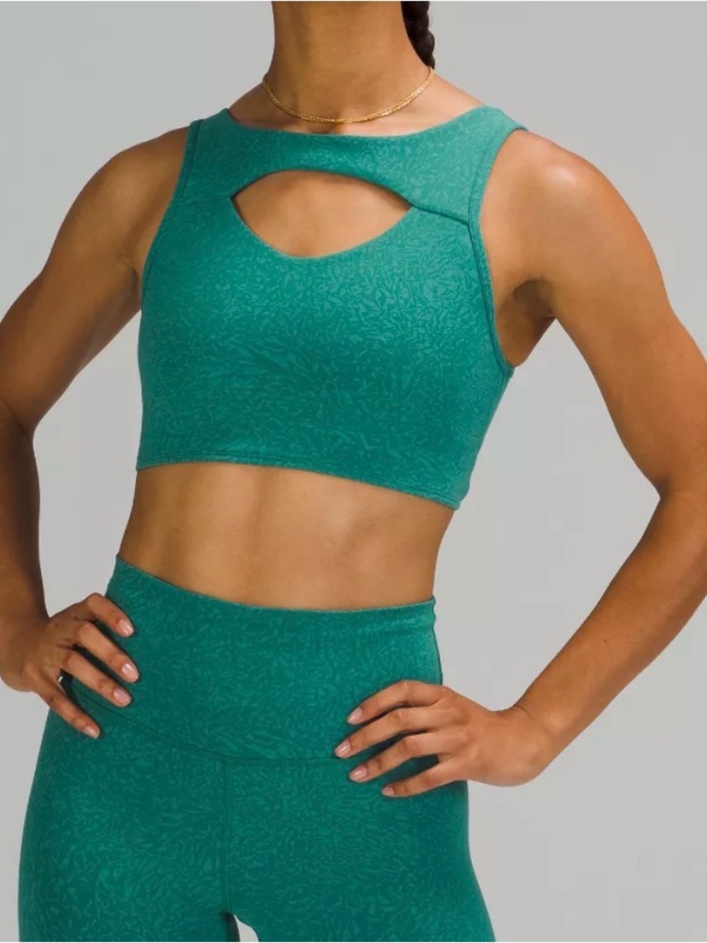 Lululemon Everlux Cut-Out Train Bra
